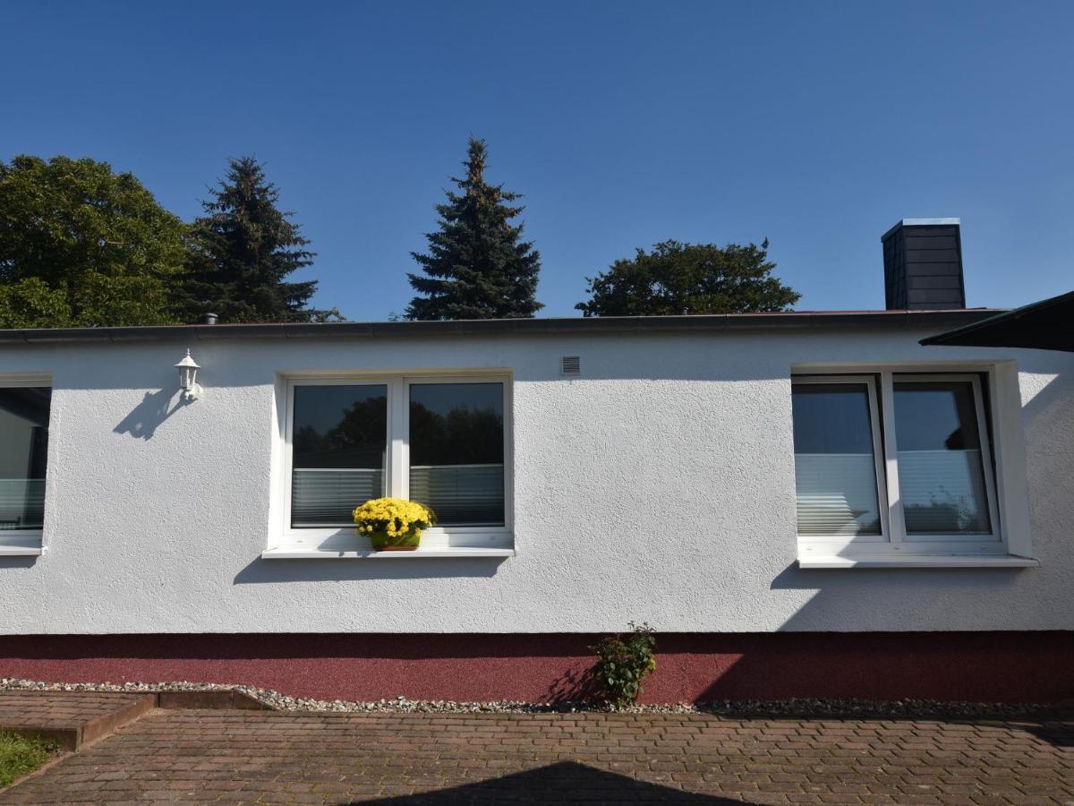 Modern Bungalow In Kroepelin With Garden别墅 客房 照片